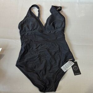 RELLECIGA Elegant Black One Piece Swimsuit